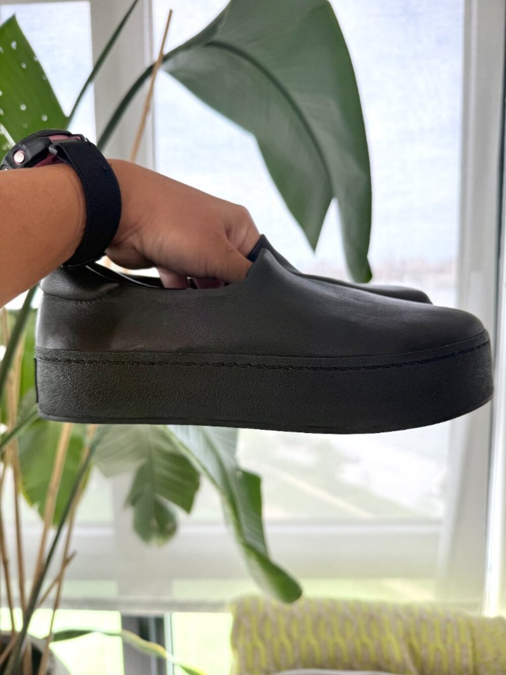 Opening Ceremony Leather Platform Slip ons - Size EU 38 - black